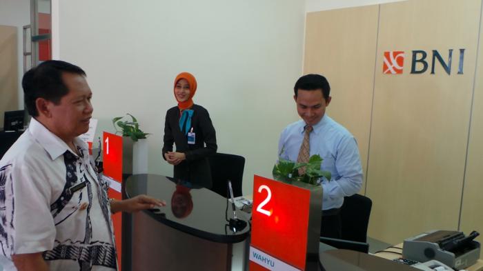 bank bni buka sabtu di padang